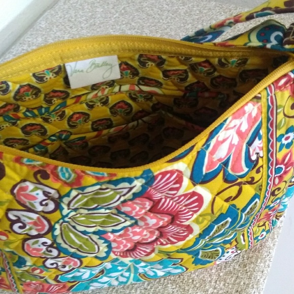Vera Bradley Green Floral Quilted Bag - Picture 7 of 7